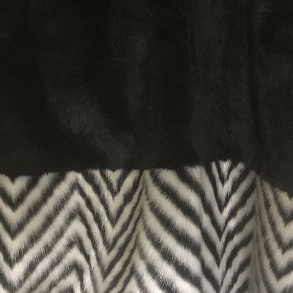 Faux fur mink black and white diamond 3/4 siz med - Picture 6 of 8